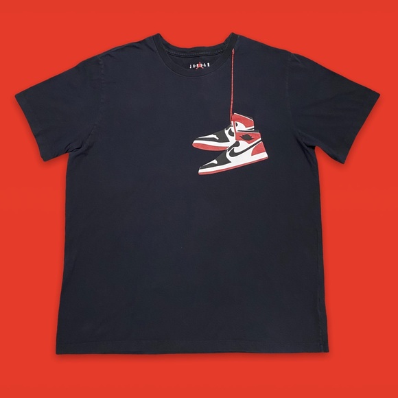Jordan Other - Nike Air Jordan Retro Chicago 1s OG Black Toe Short Sleeve Tee in Black